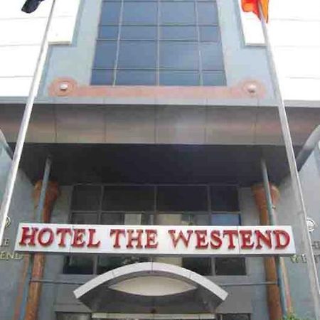 Hotel The Westend Ahmadábád Exteriér fotografie