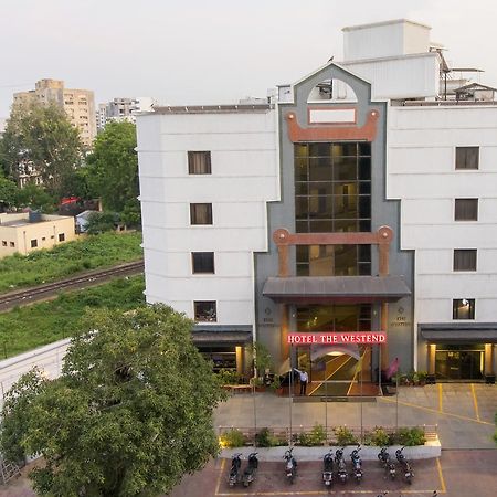 Hotel The Westend Ahmadábád Exteriér fotografie